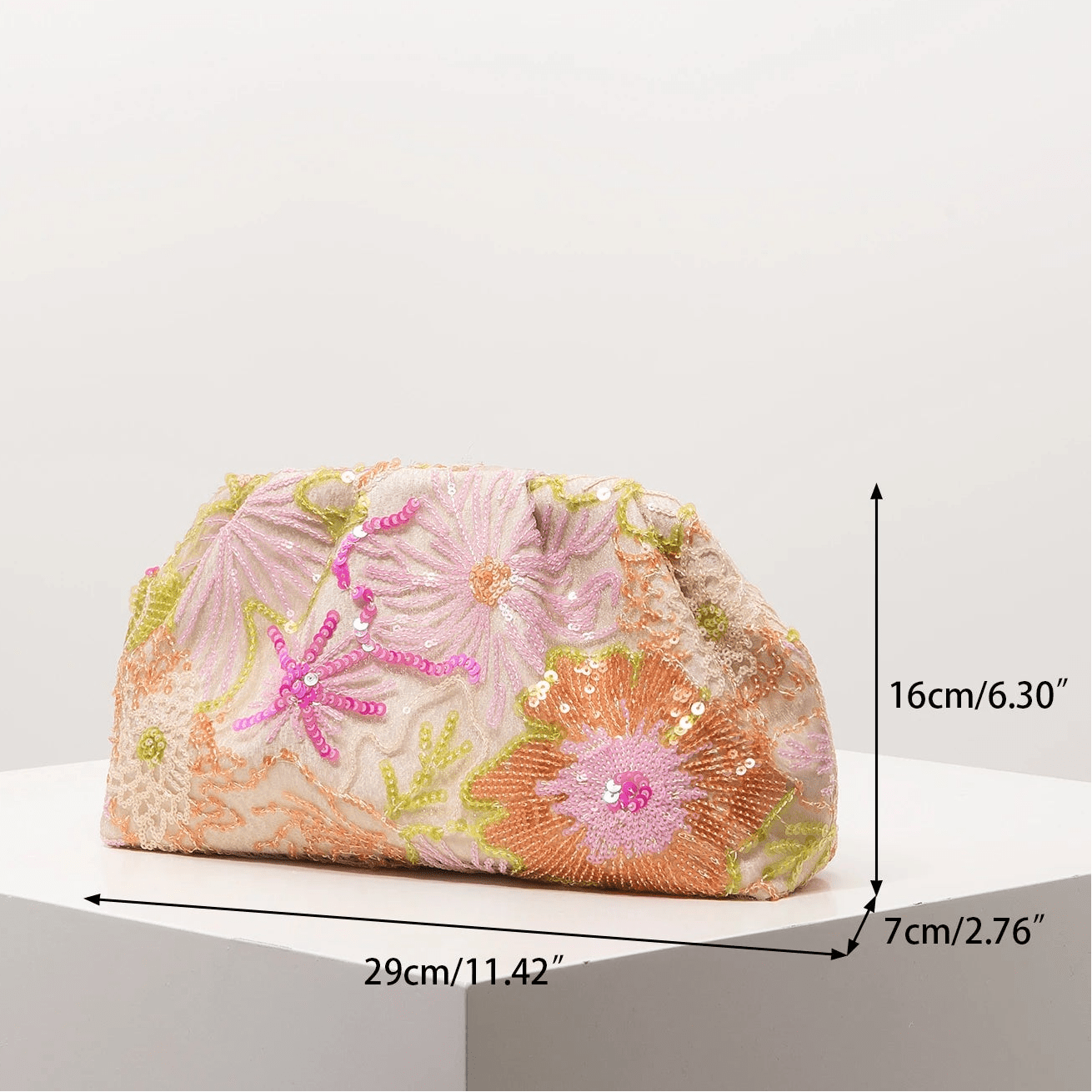Violett paljettclutch