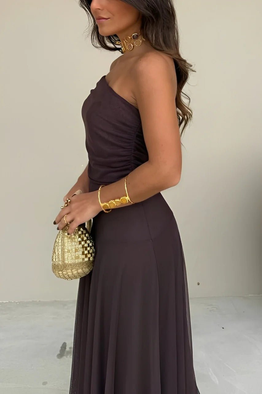 Cecile off-shoulder rynket maxikjole