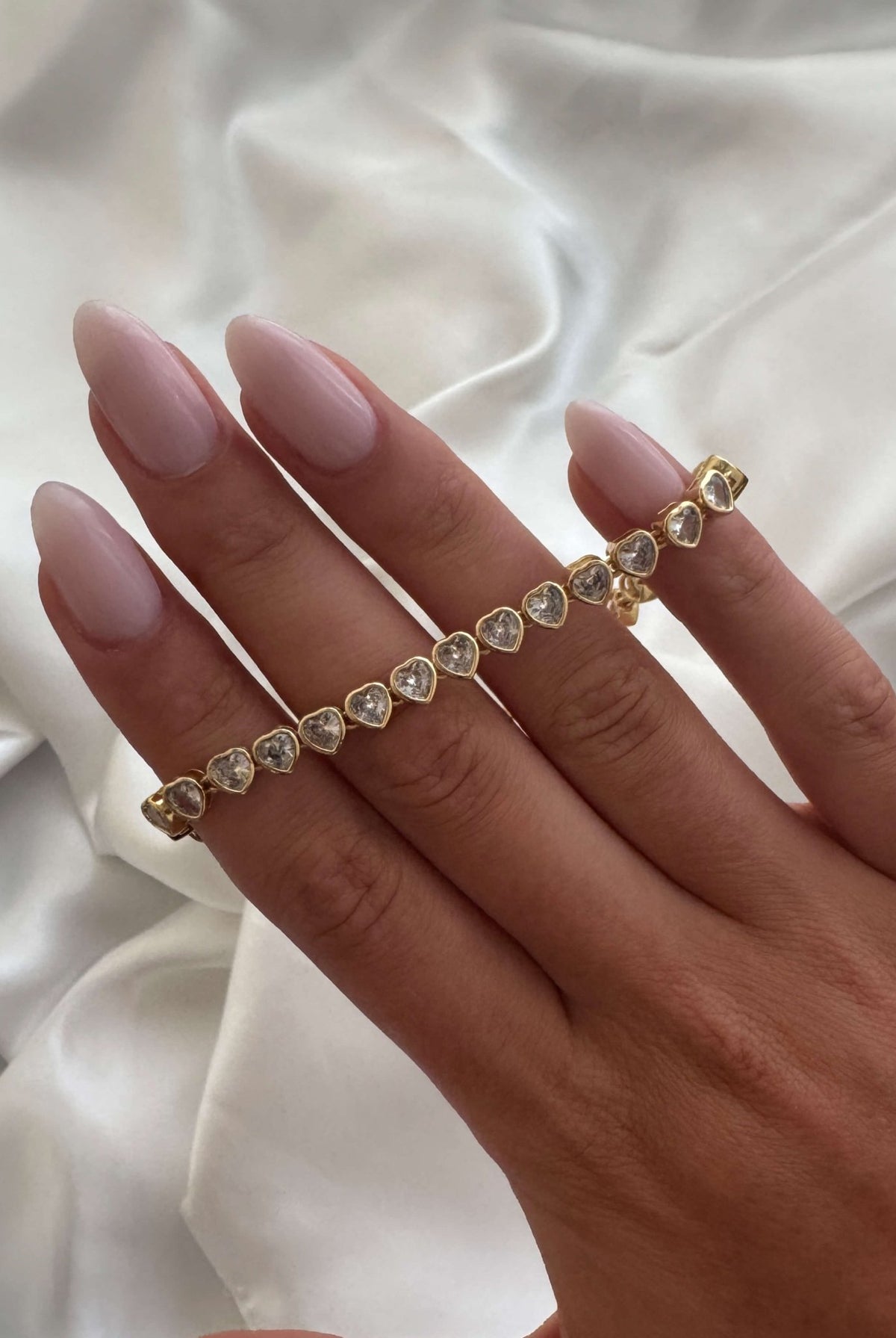 ZEYA - Arabella Heart Tennis Bracelet