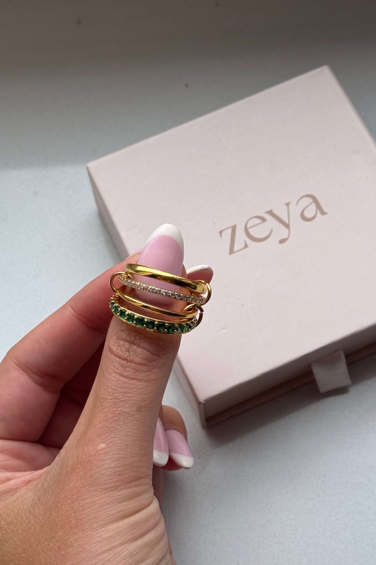 ZEYA - Dana Emerald Rhinestone Stacked Ring