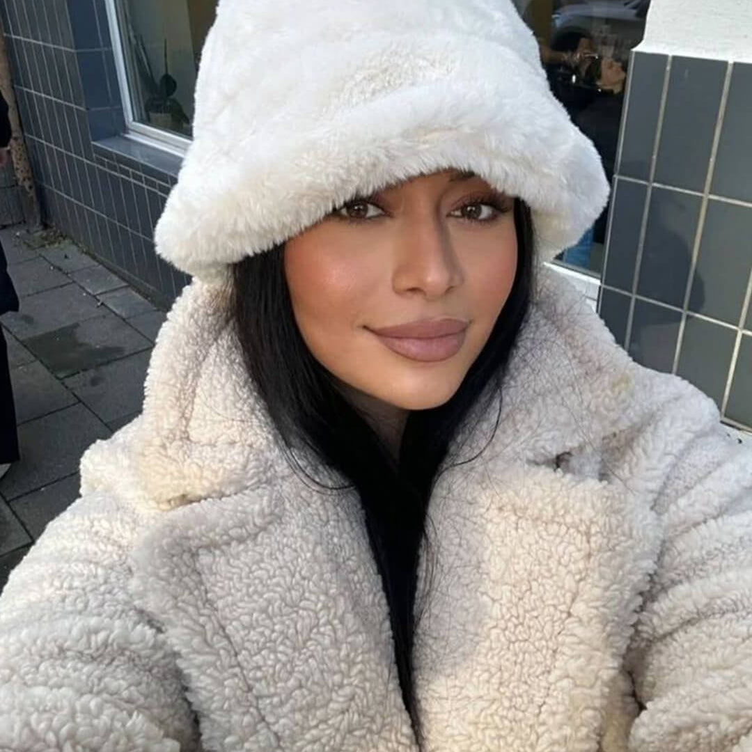 ZEYA - Eden Fluffy Bucket Hat