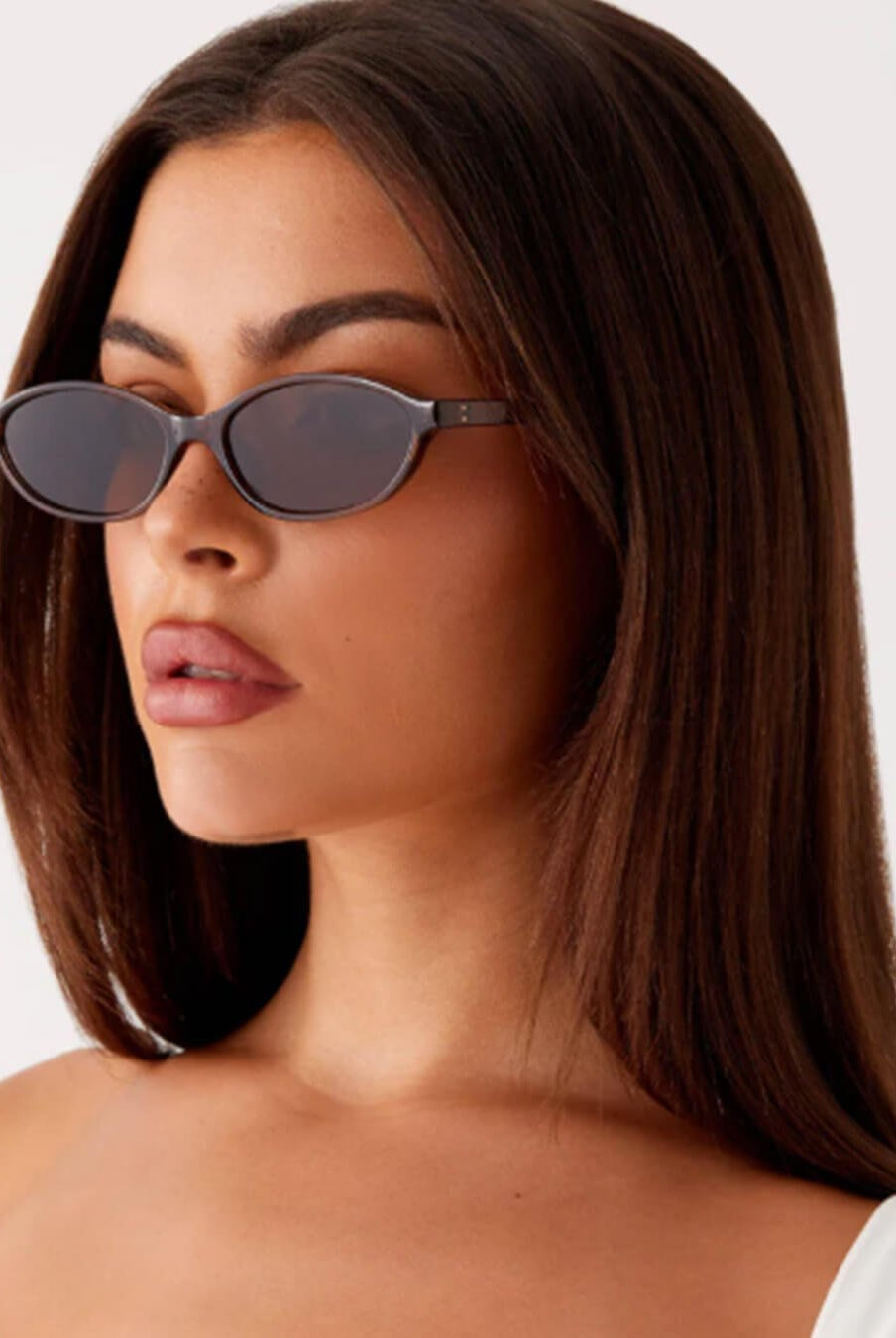 ZEYA - Petra Retro Oval Cat Eye Sunglasses