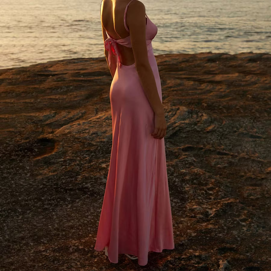 Bianca cutout silkeaktig cami maxi-kjole