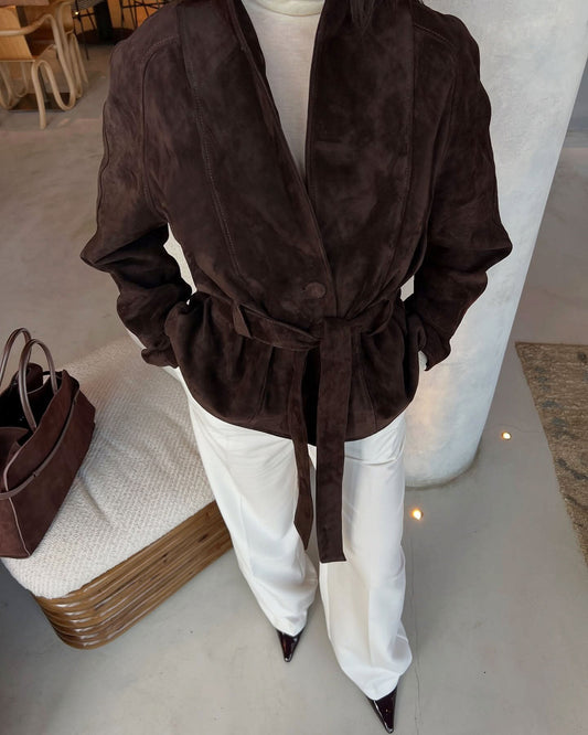 Annie beltebelagt trenchcoat i semsket skinn