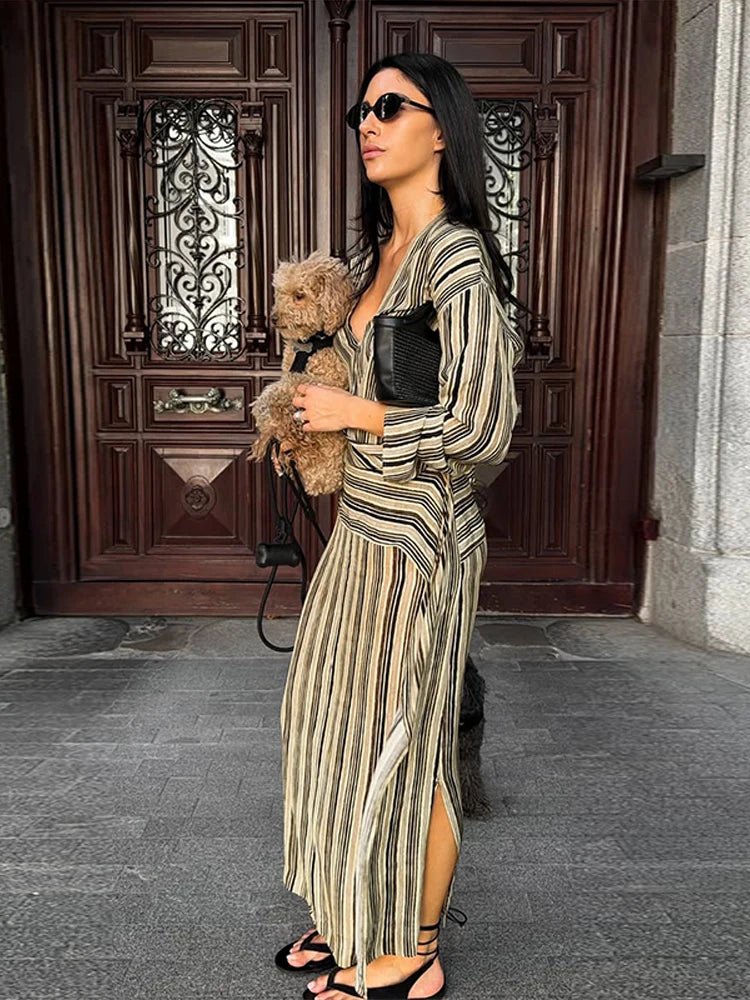 Tessa stripet maxikjole med V-hals