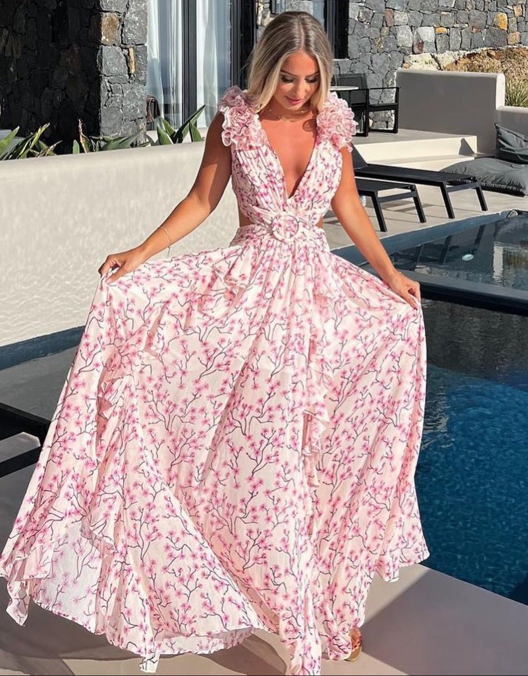 Katya maxi-kjole med blomster og volangerm