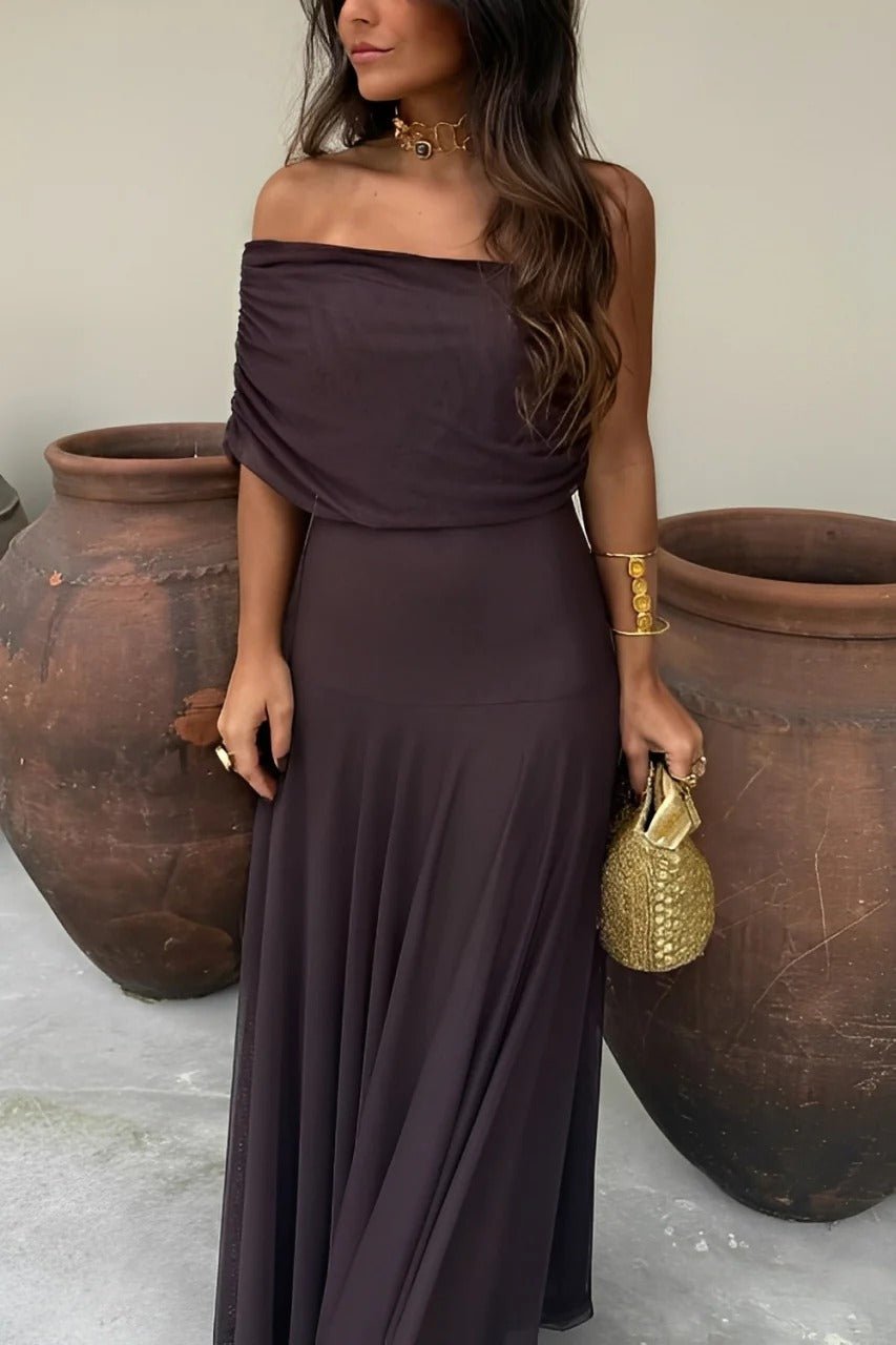 Cecile off-shoulder rynket maxikjole