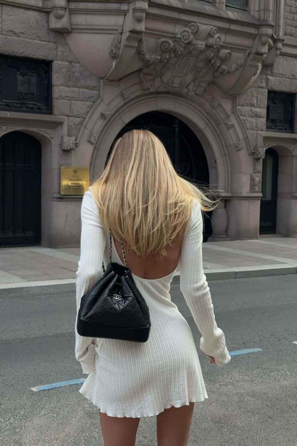 Hilma åpen rygg minikjole