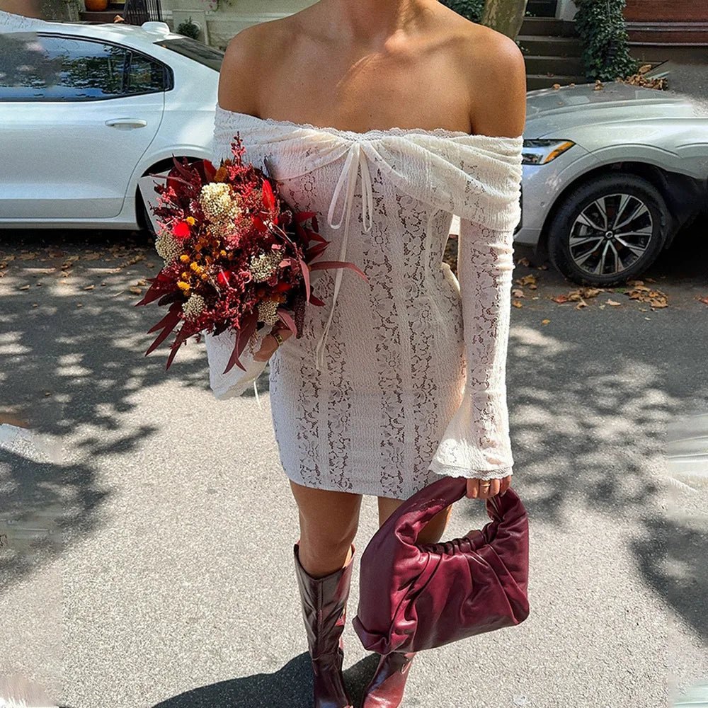 Delphine off-shoulder minikjole