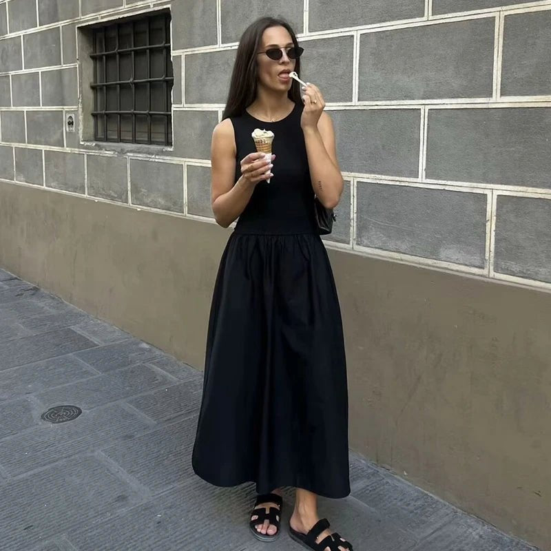 Sophia ermeløs sommerkjole