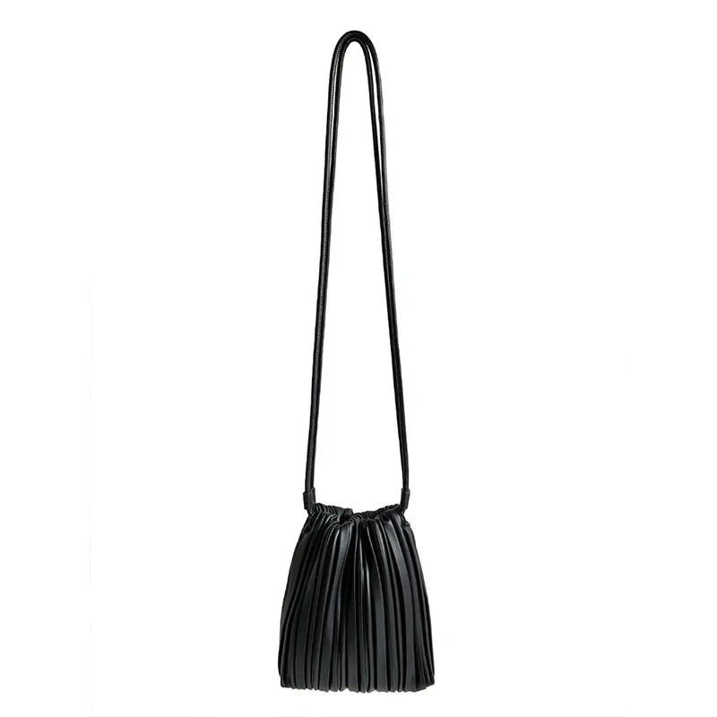 Sadie plissert mini crossbody-veske