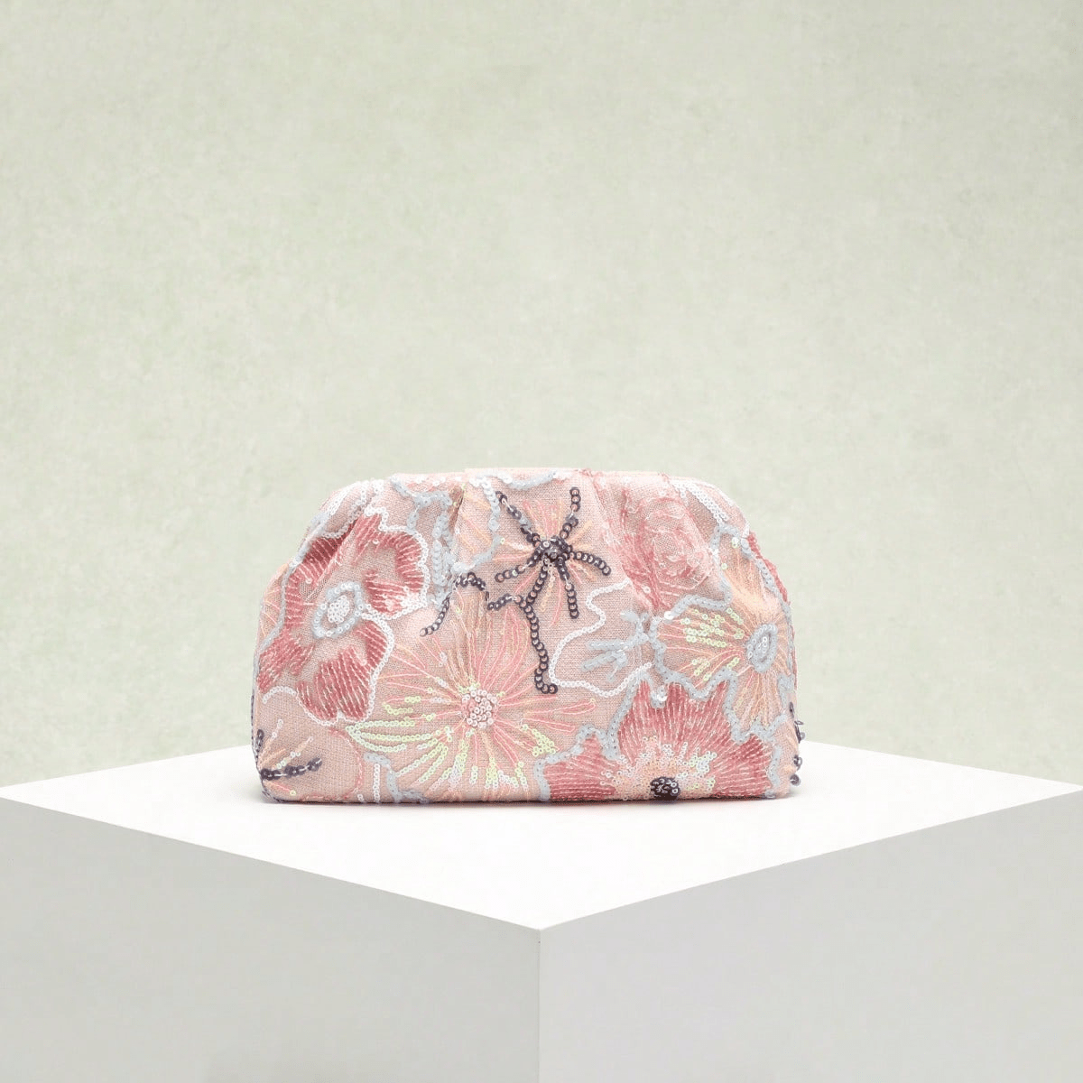 Violett paljettclutch