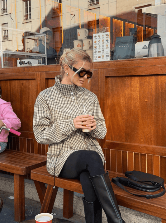 Sarah Vintage Rutete Jakke med Innsvinget Midje