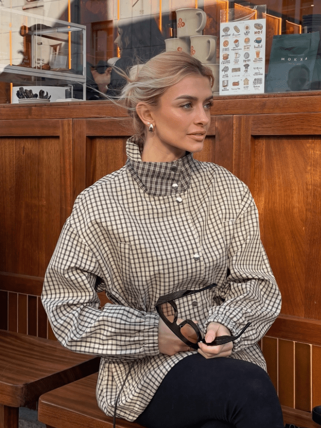 Sarah Vintage Rutete Jakke med Innsvinget Midje