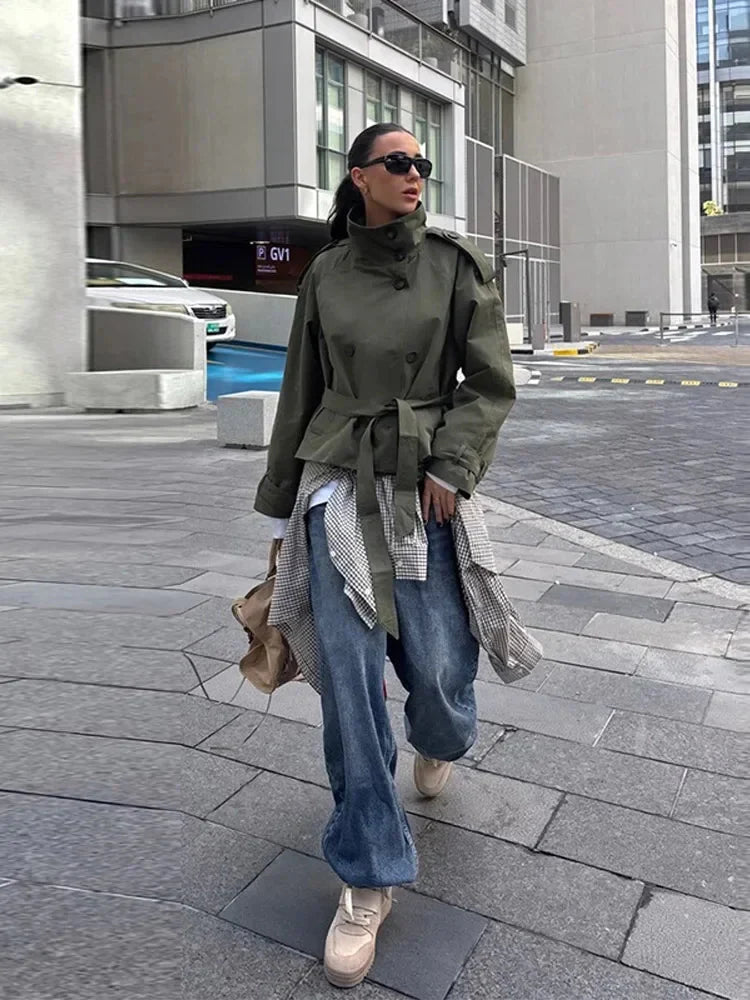 Anna belted kort trenchcoat