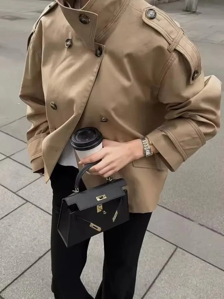 Brynn cropped trenchcoat med ståkrage