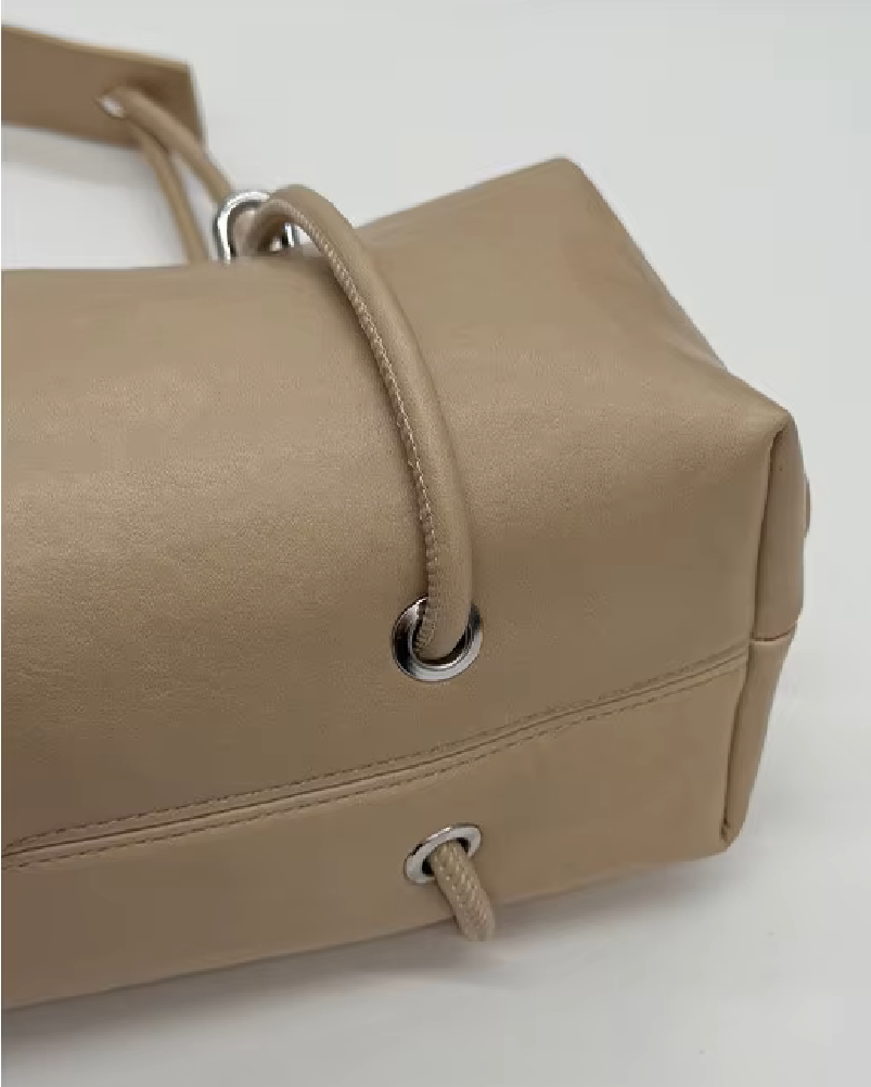 Amelia Boston Pillow Bag