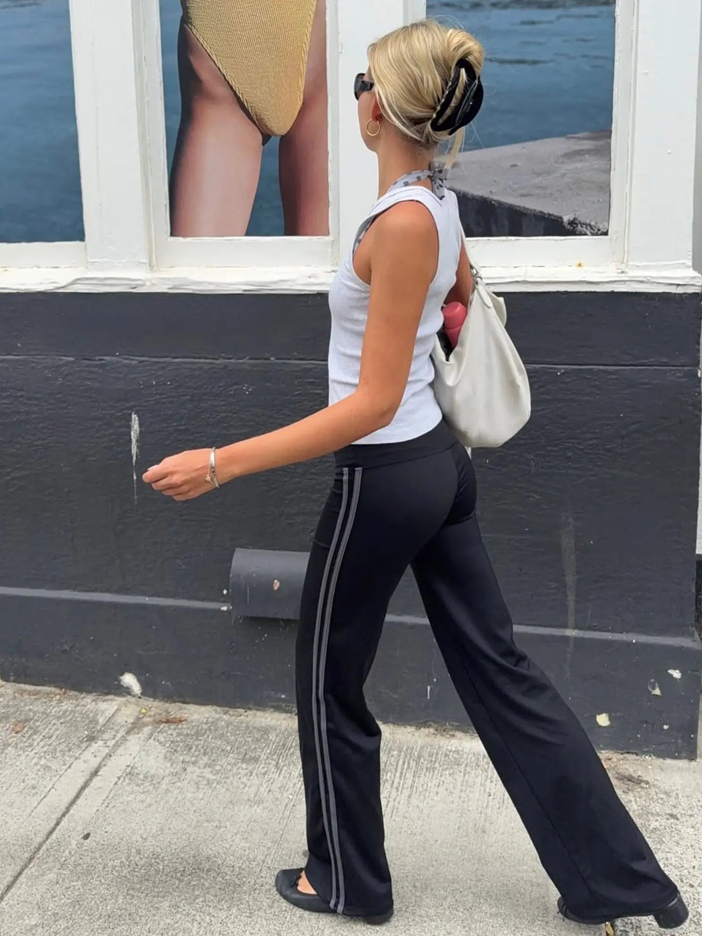 Jessica lavt liv utsvingte yogabukser