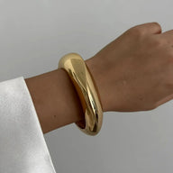 Avenlee store mansjettarmbånd