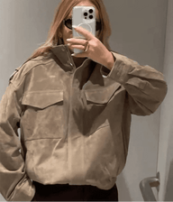 Daniela høykantet semsket lommejakke
