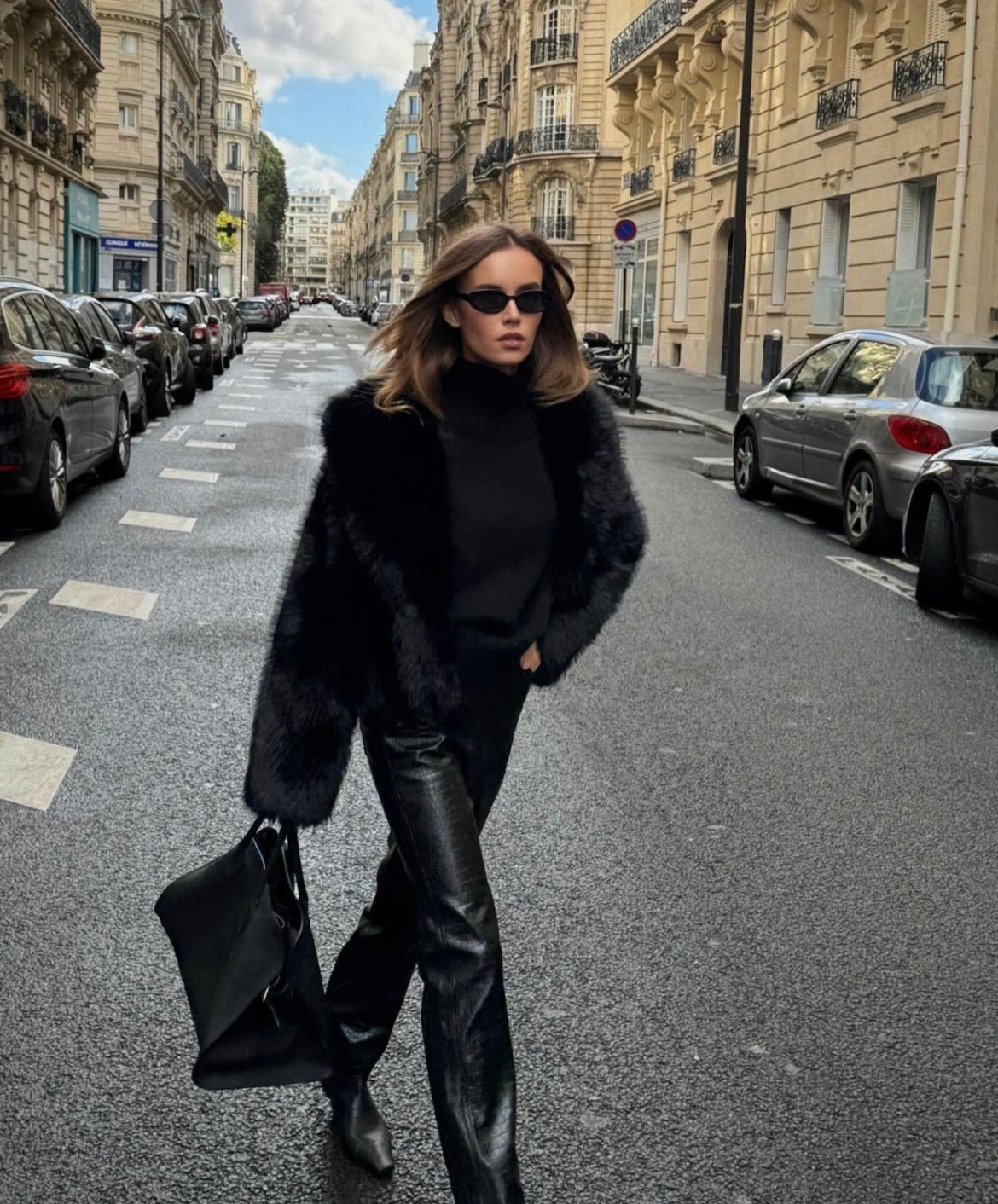 ZEYA - Cropped black Faux Fur Coat