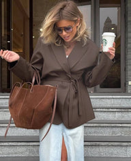 Janelle Brown snøreblazer