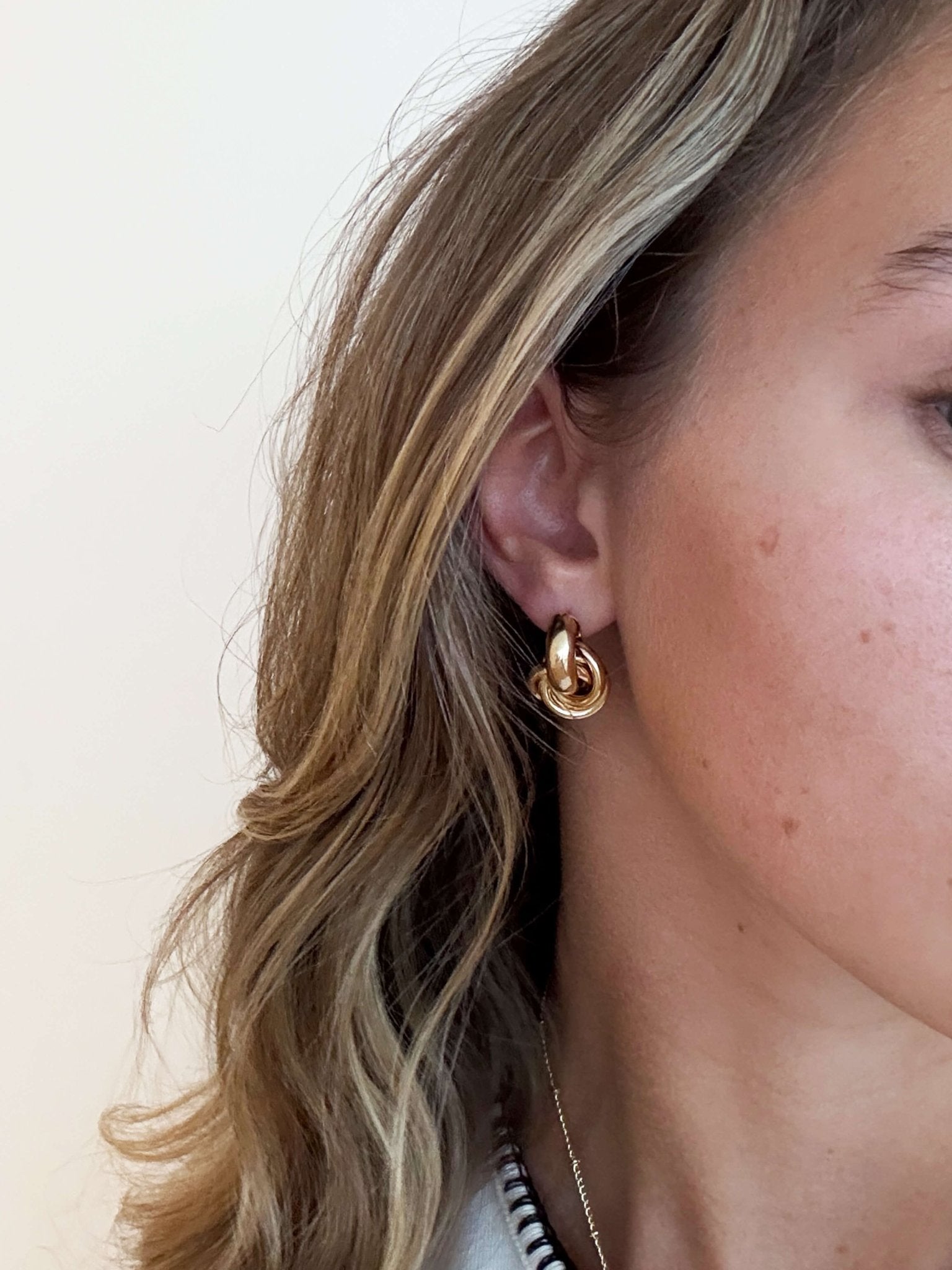 ZEYA - Knot Earrings