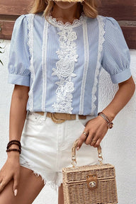 Lara Blomstrete Brodert Bluse