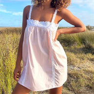Liora blondekant avslutning babydoll mini-kjole