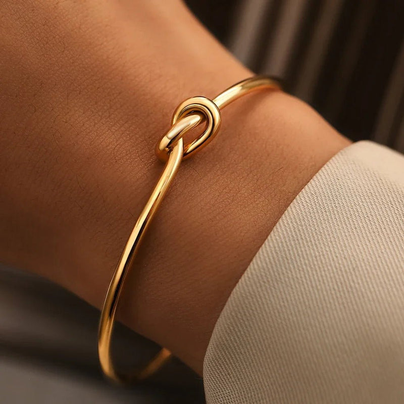 ZEYA - Maricar Twist Bracelet