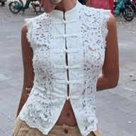 Odette ermeløs blondetopp