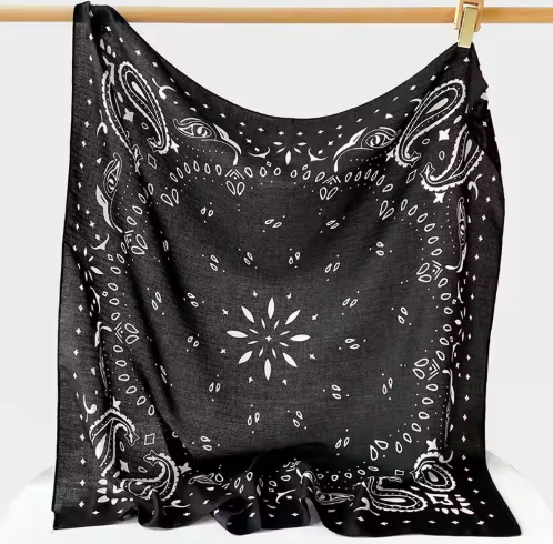 Reese Paisley Strikket Bandana Skjerf